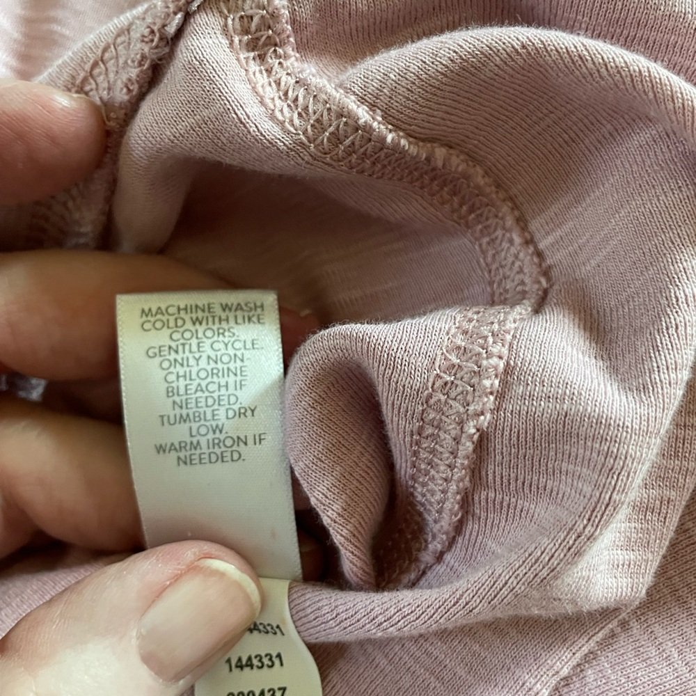 JJill L pink tunic. V neck. - Picture 5 of 5
